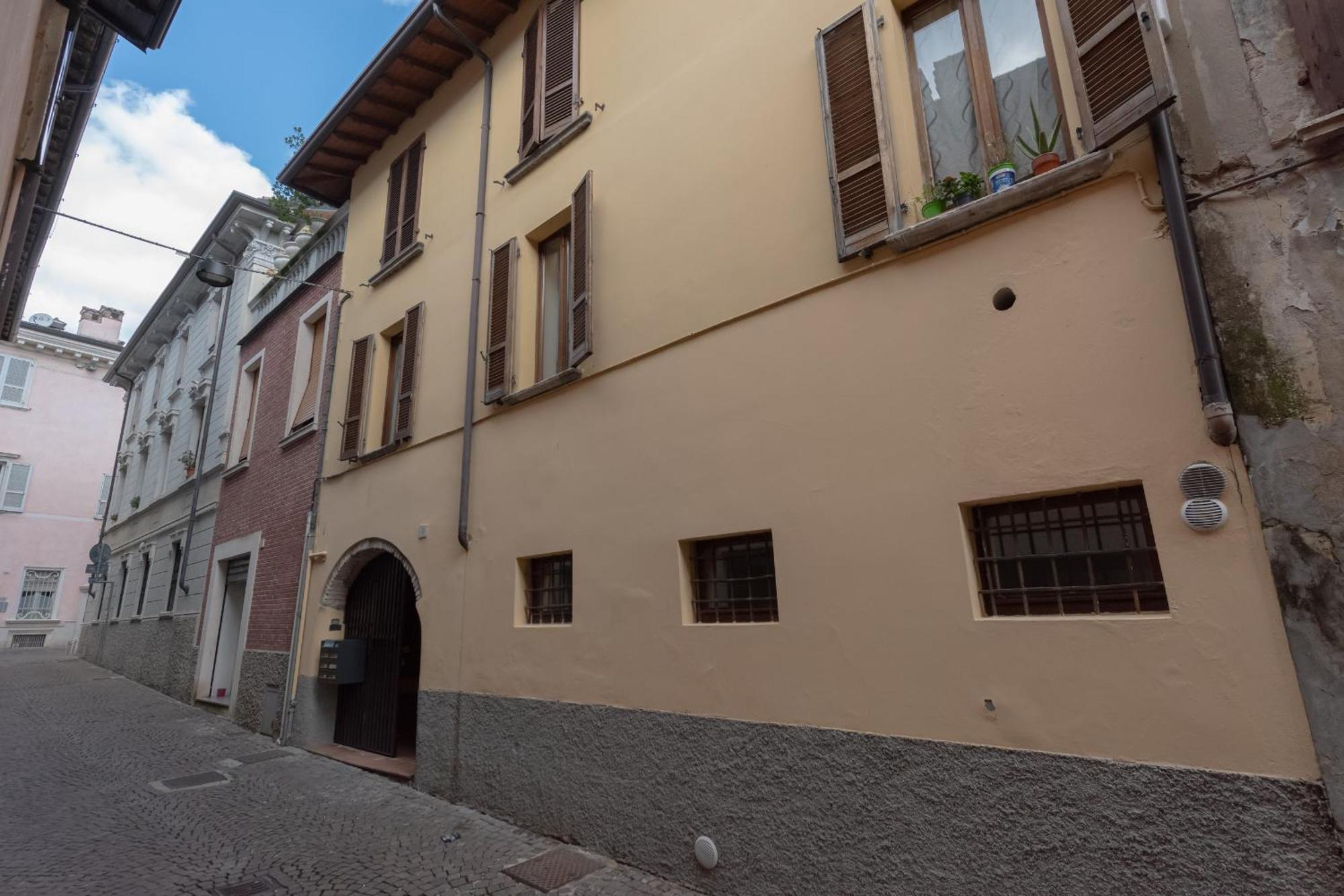 Residence Orti Apartments By Wonderful Italy Salò Eksteriør bilde